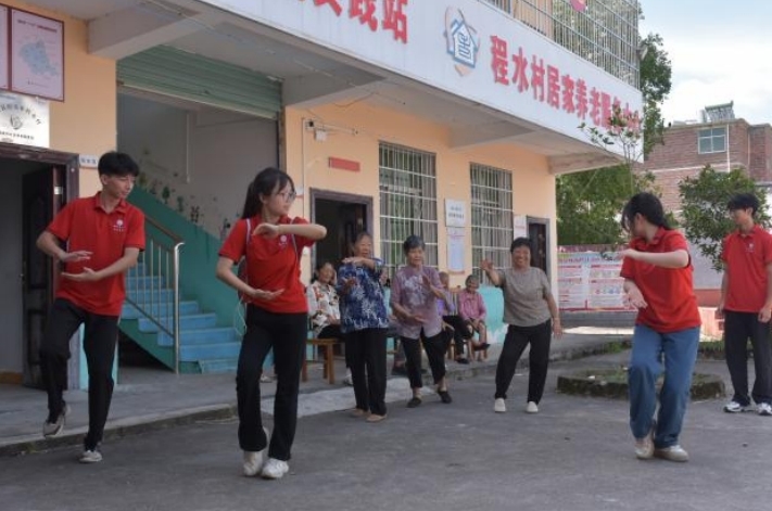 江西理工大学学子深入基层开展火热实践